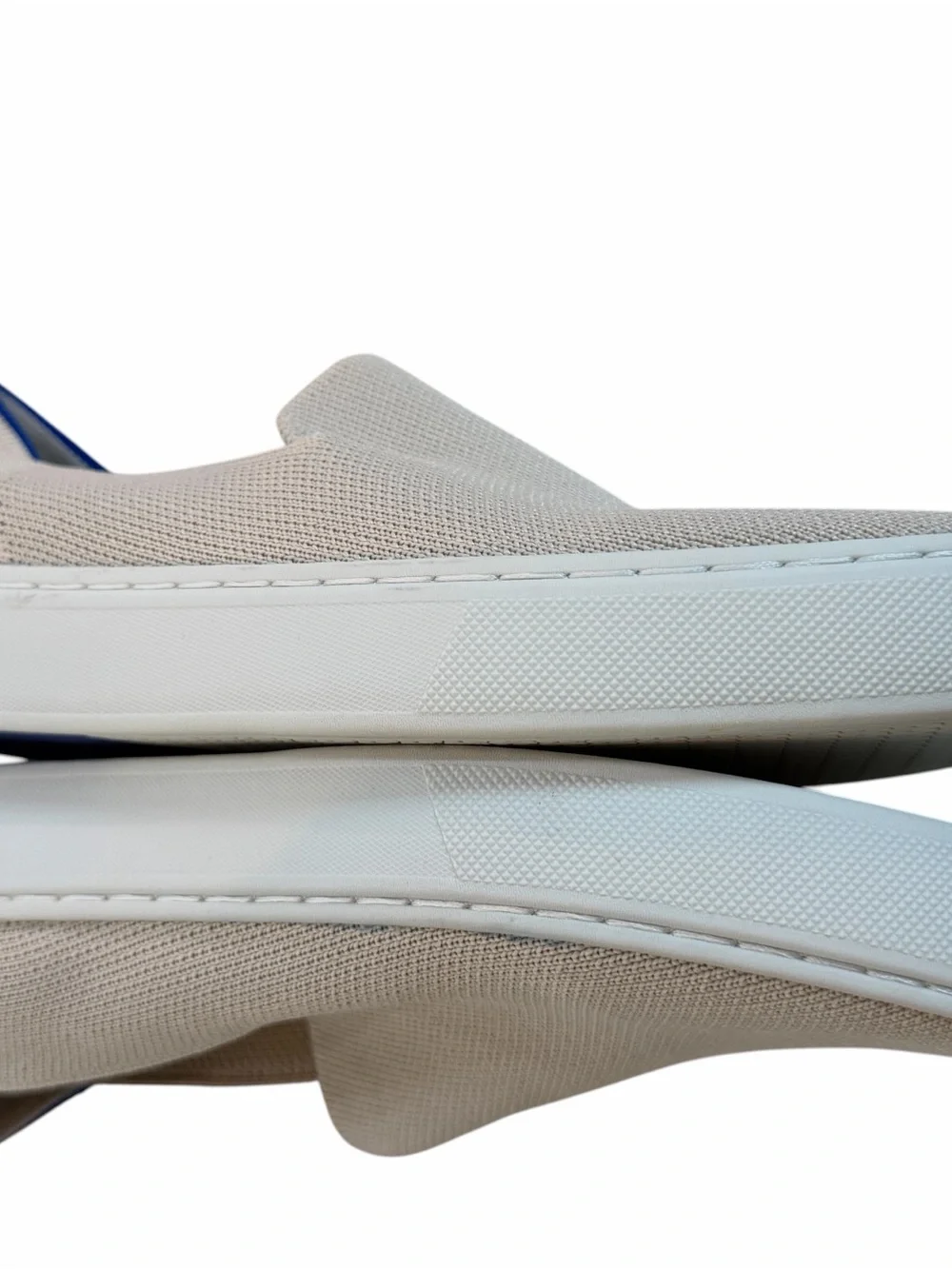 Rothy's Slip-On Loafers in sand with Navy Heel Trim size 5.5 - Picture 6 of 9